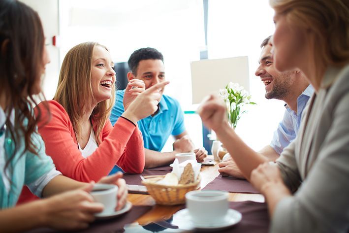 Cómo actuar en las comidas y cenas de empresa